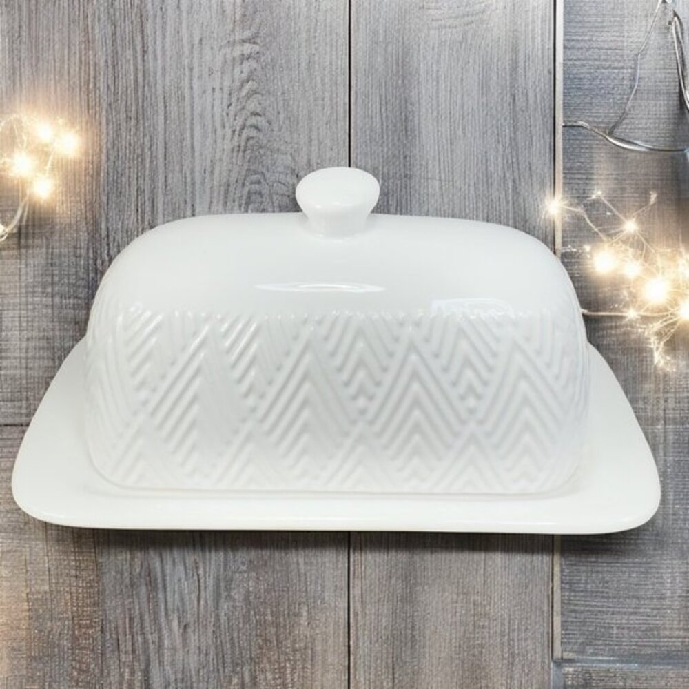 Nicole Miller New York by Azzure Home Stoneware Ceramic White Butter Dish Holder